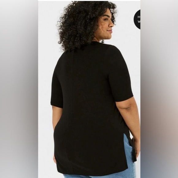 Torrid Black Super Soft V-Neck Favorite Tunic Side Slit 
Size 1 - Picture 2 of 4